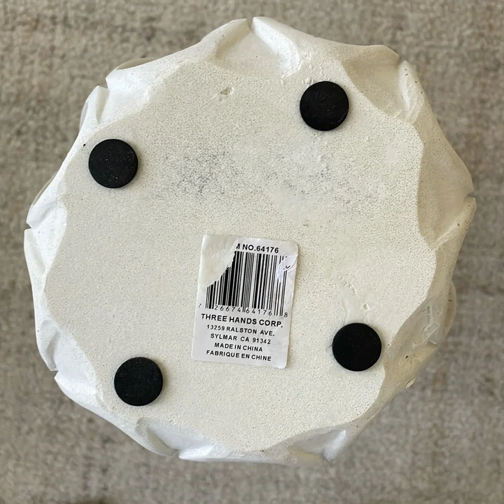 17 Inch Vase - Pierced Cut Out Water‎ Drop Design - Resin - White Finish